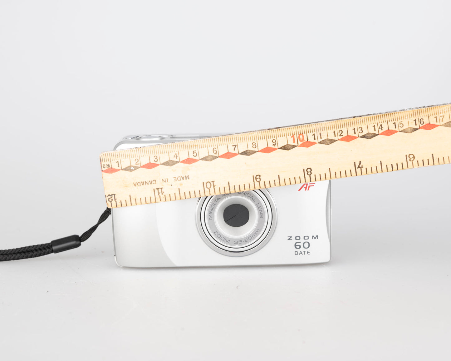 Appareil photo Minolta Zoom 60 Date 35 mm avec boîte d'origine + étui (série 20302683)