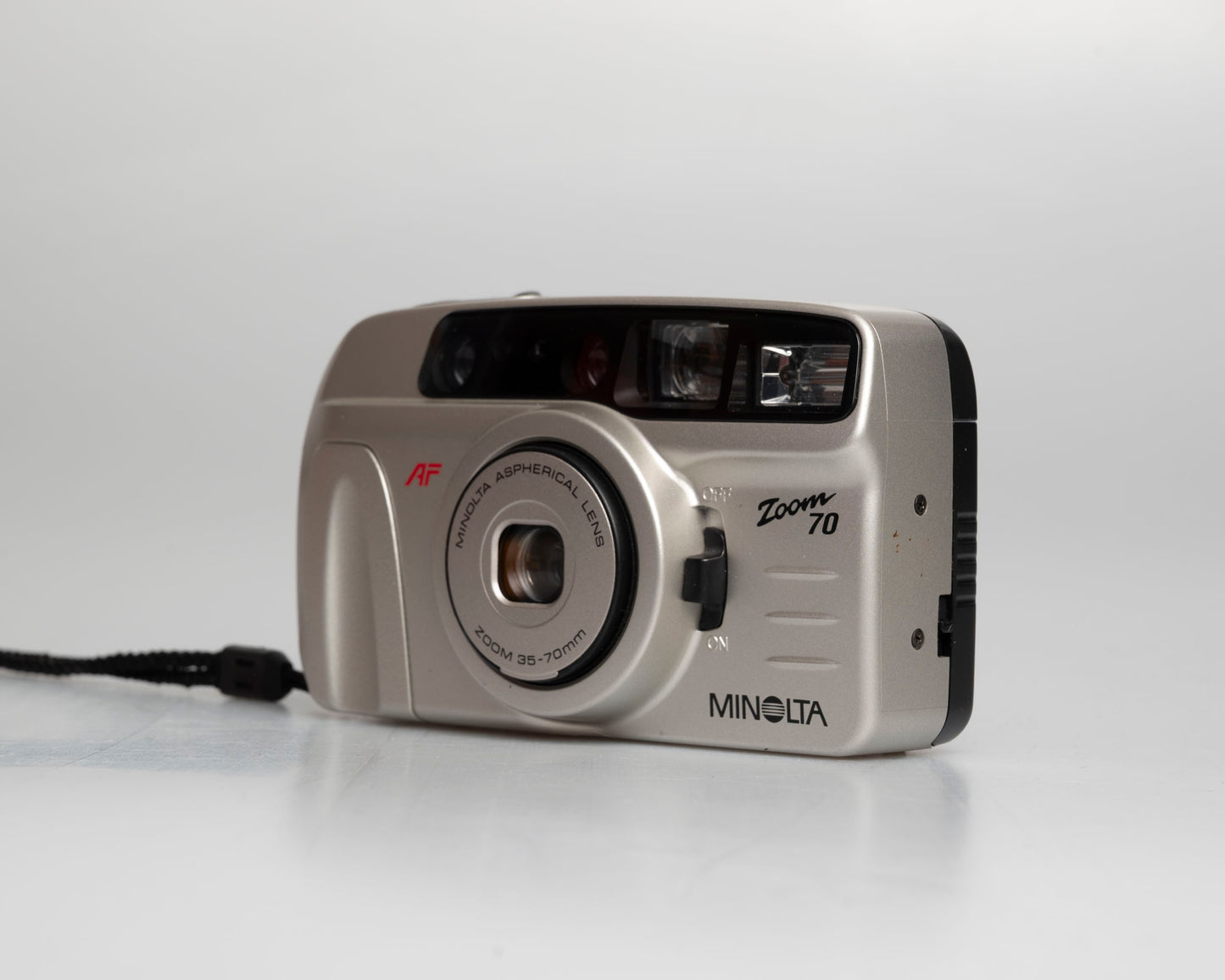 Appareil photo Minolta Zoom 70 35mm (numéro de série 40128257)