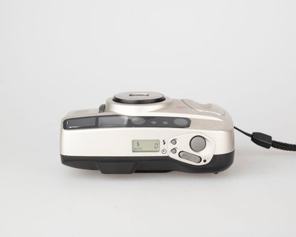 Minolta Zoom 70 35mm camera w/ case (serial 36143687)