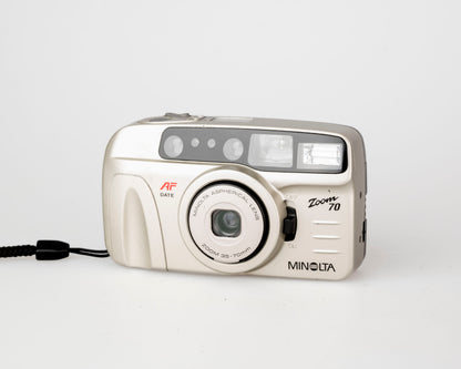 Minolta Zoom 70 35mm camera w/ case (serial 36143687)