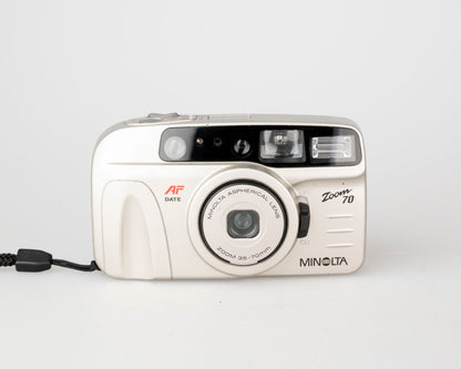 Minolta Zoom 70 35mm camera w/ case (serial 36143687)