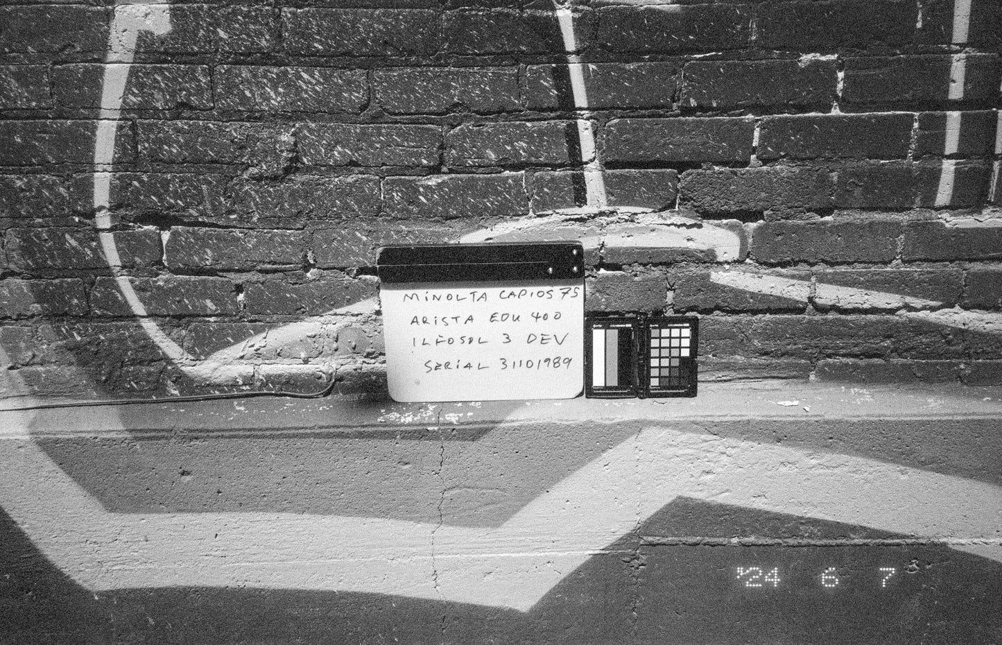 Appareil photo Minolta Capios 75 35 mm avec télécommande + étui + boîte d'origine + manuel (série 31101989)
