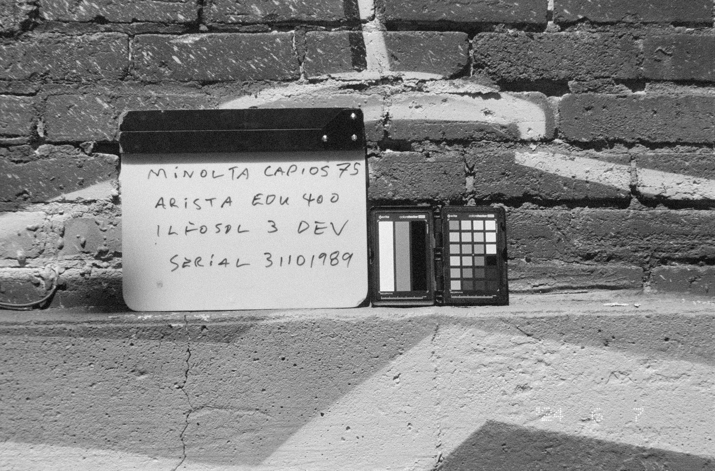 Appareil photo Minolta Capios 75 35 mm avec télécommande + étui + boîte d'origine + manuel (série 31101989)