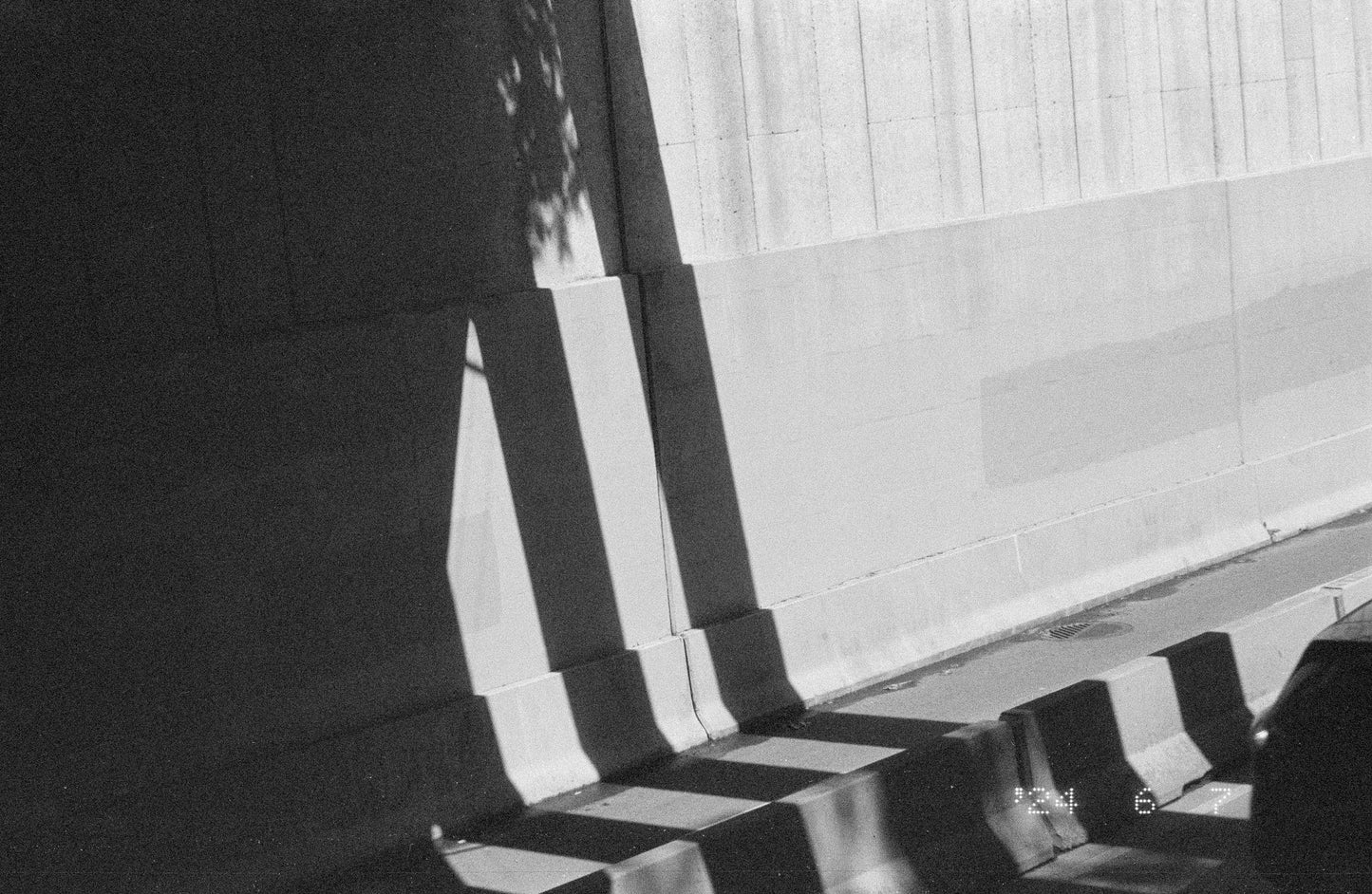 Appareil photo Minolta Capios 75 35 mm avec télécommande + étui + boîte d'origine + manuel (série 31101989)