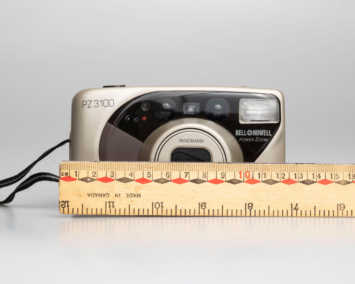 Bell and Howell PZ3100 compact 35mm camera w/ case