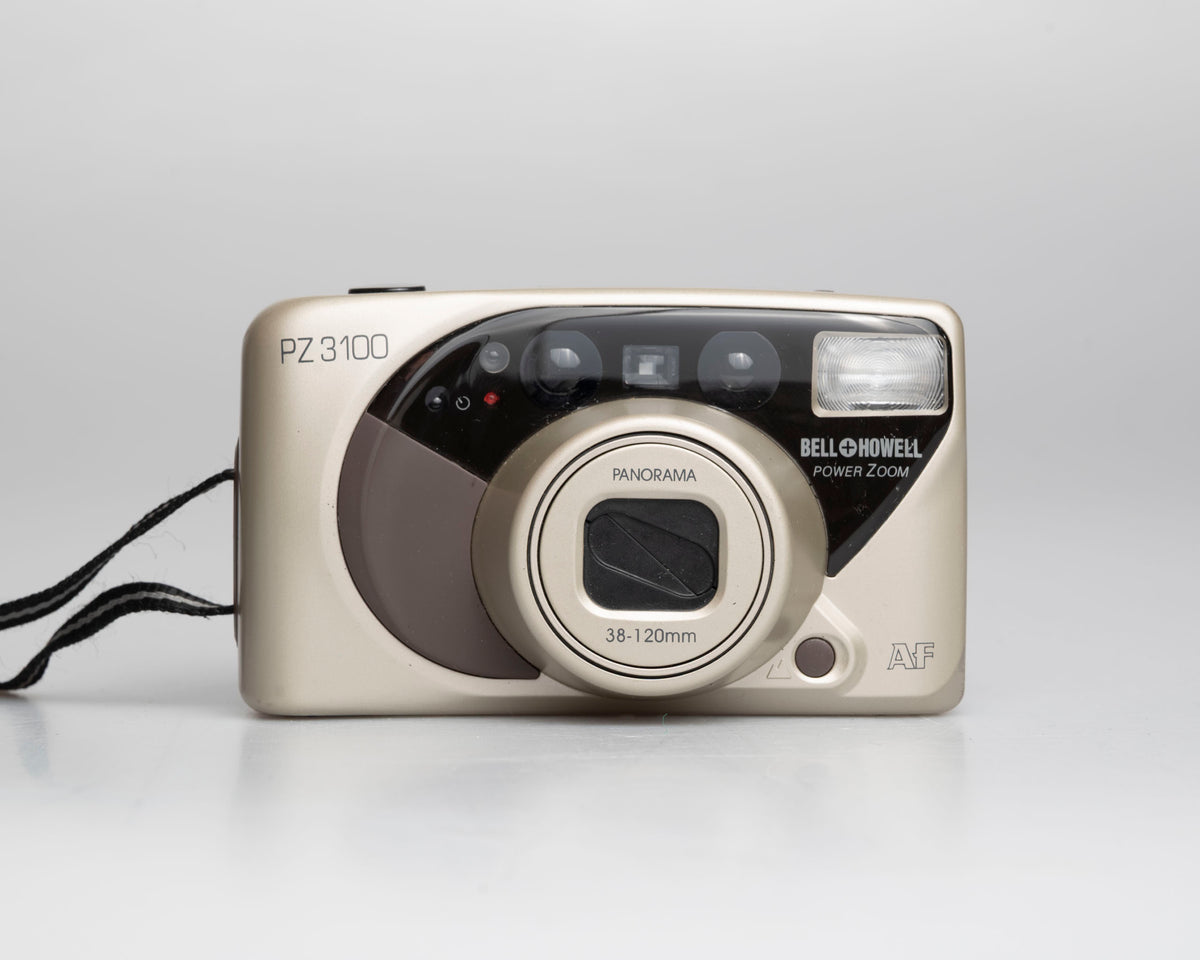 Bell and Howell PZ3100 compact 35mm camera w/ case
