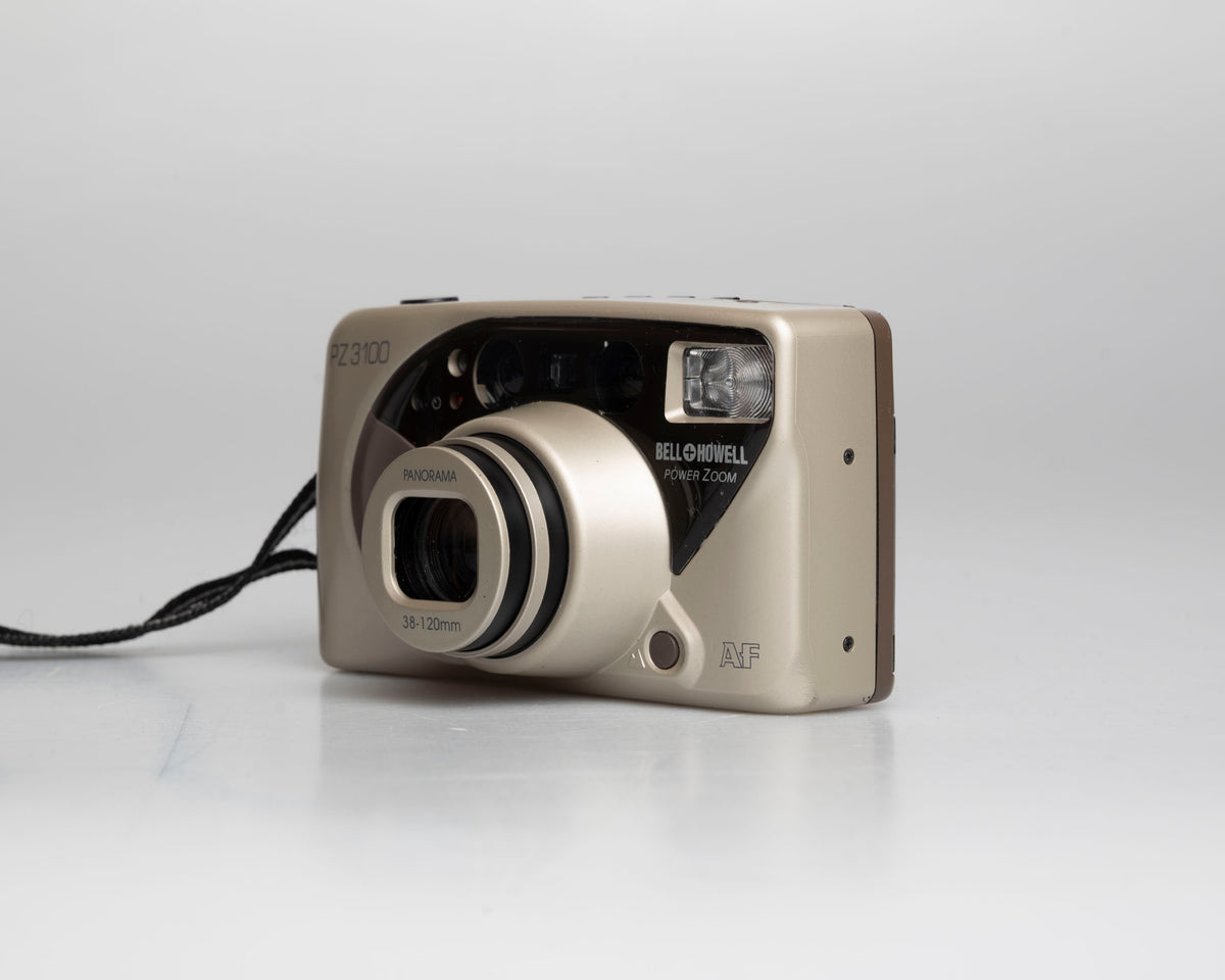 Bell and Howell PZ3100 compact 35mm camera w/ case