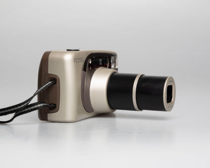 Bell and Howell PZ3100 compact 35mm camera w/ case