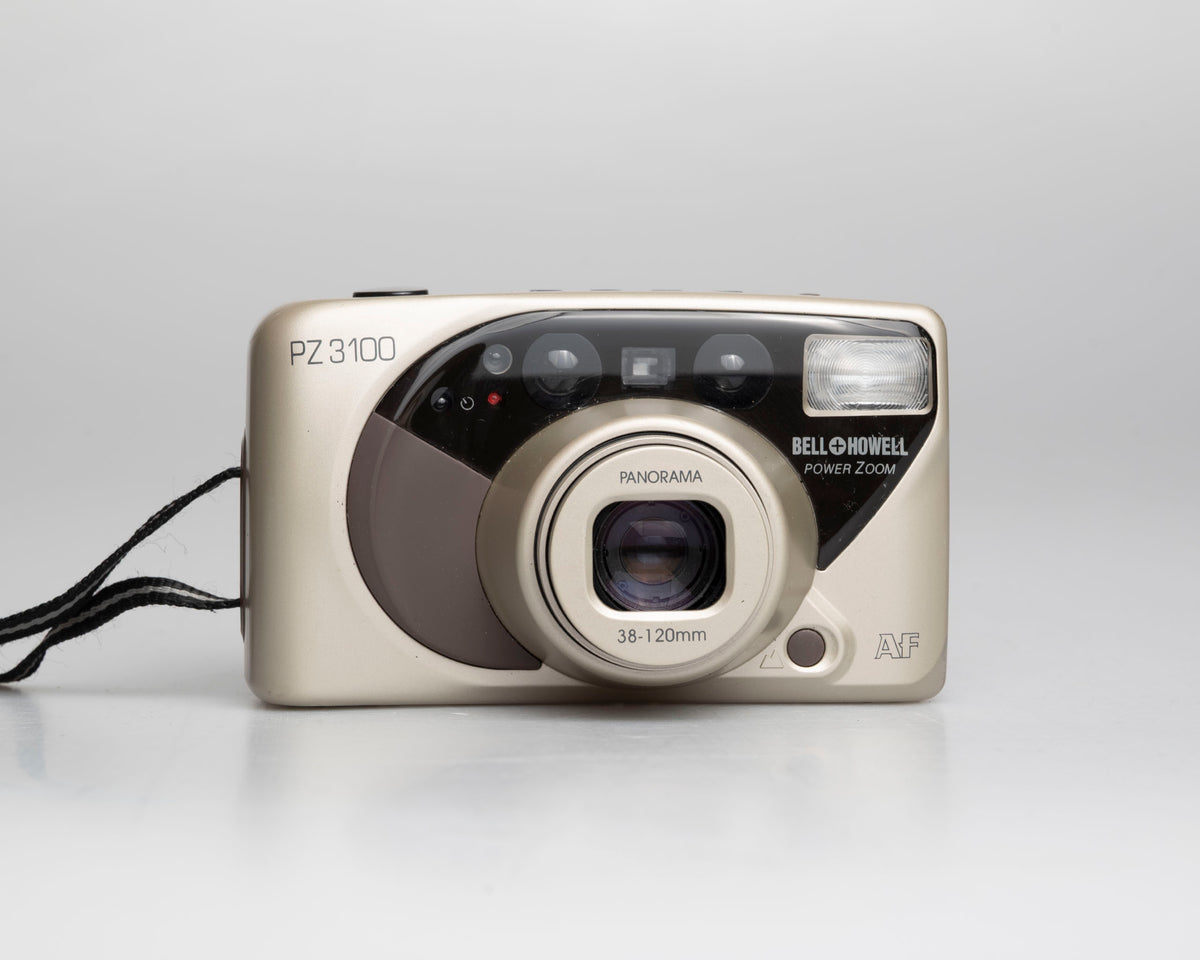 Bell and Howell PZ3100 compact 35mm camera w/ case