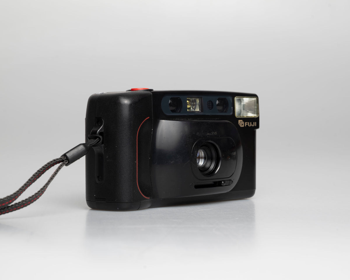 Fujifilm DL-60 35mm film camera (serial 20507903)