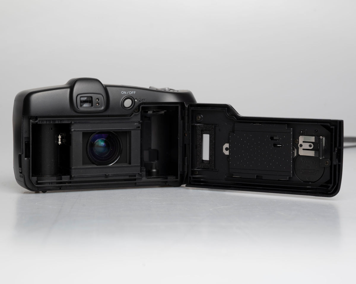 Minolta Freedom Zoom 70EX 35mm camera (serial 97521542)