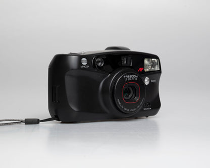 Minolta Freedom Zoom 70EX 35mm camera (serial 97521542)