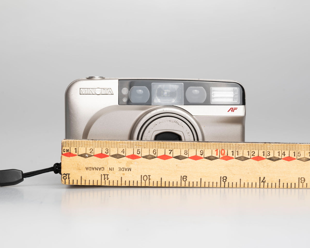 Minolta Riva Zoom 90 Date 35mm camera (serial 6049111)