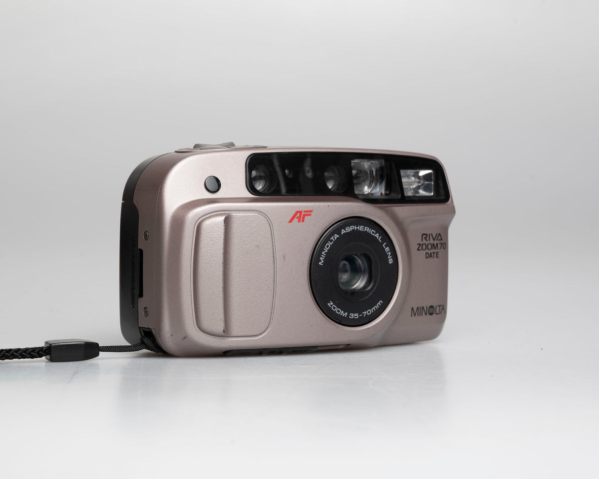 Minolta Riva Zoom 70 Date 35mm camera w/ case (serial 34907746)