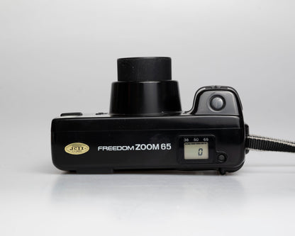 Minolta Freedom Zoom 65 35mm camera (serial 98102439)