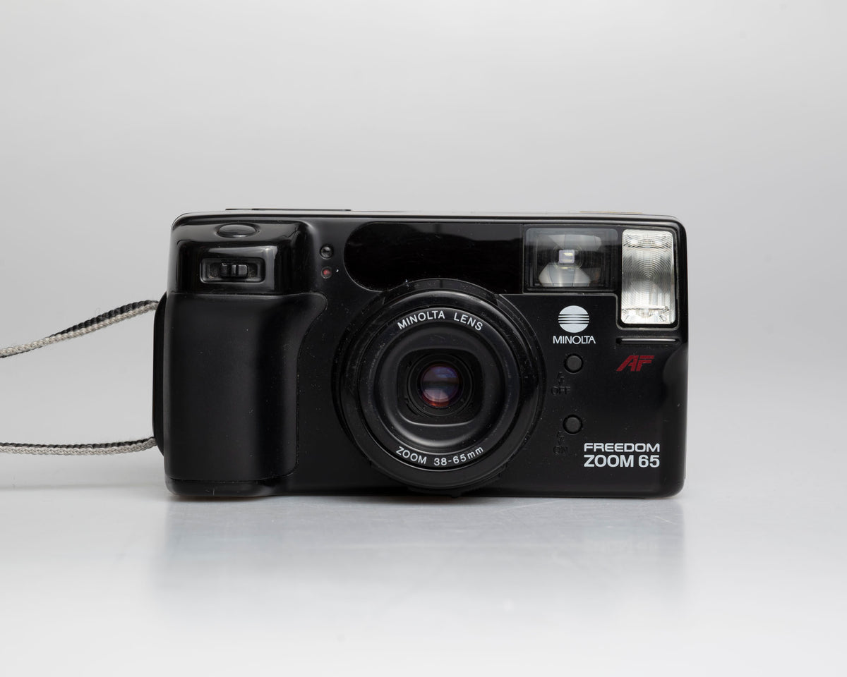 Minolta Freedom Zoom 65 35mm camera (serial 98102439)