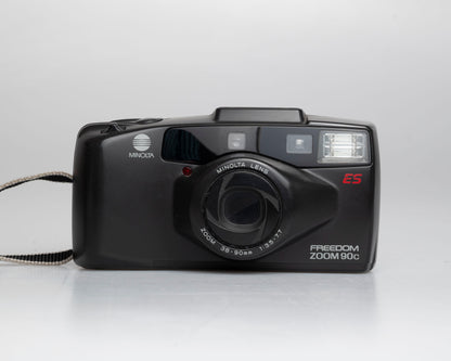 Minolta Freedom Zoom 90c 35mm camera (serial 60102185)