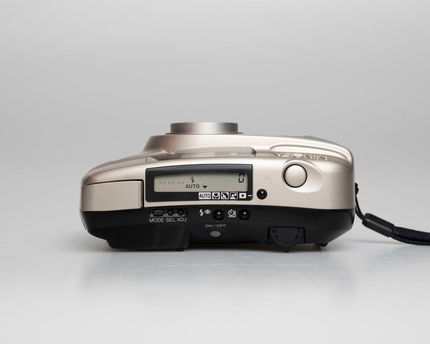Minolta Supreme Freedom Zoom EX 35mm camera w/ case (serial 99802409)