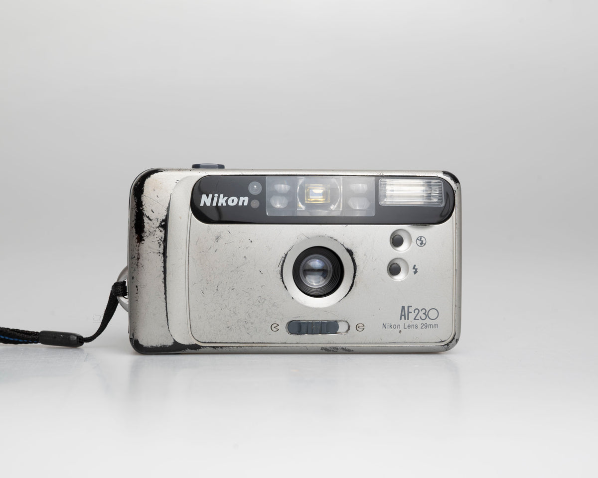 Nikon AF230 35mm film camera (serial 4155412)