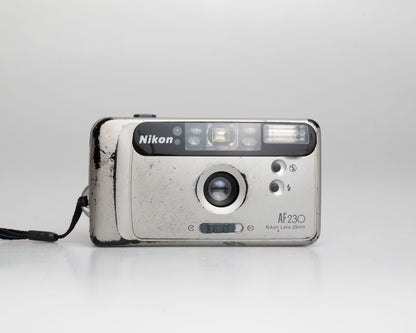 Nikon AF230 35mm film camera (serial 4155412)