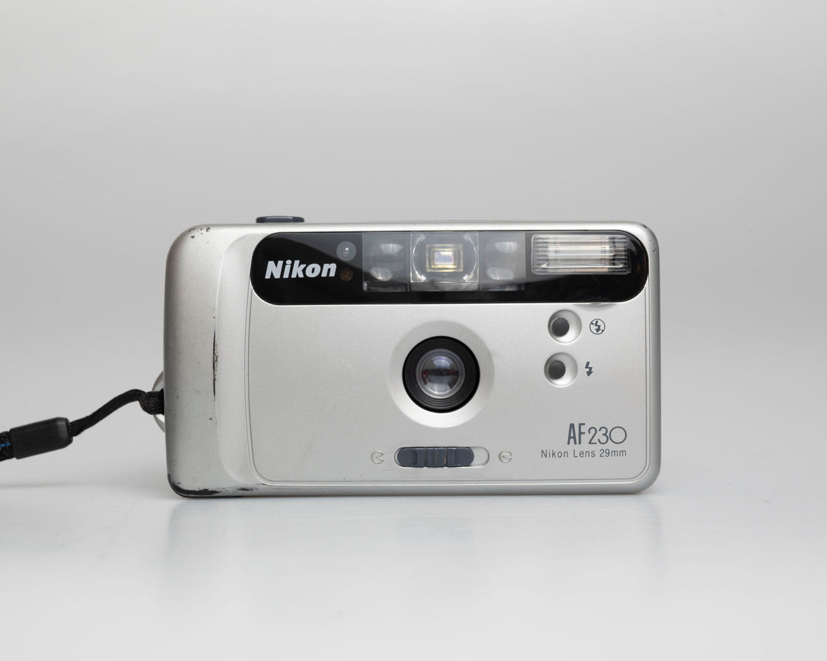 Nikon AF230 35mm film camera w/ case (serial 4142055)