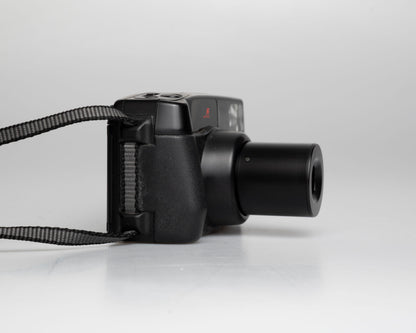 Pentax Zoom90 35mm camera w/ case (serial 6049111)