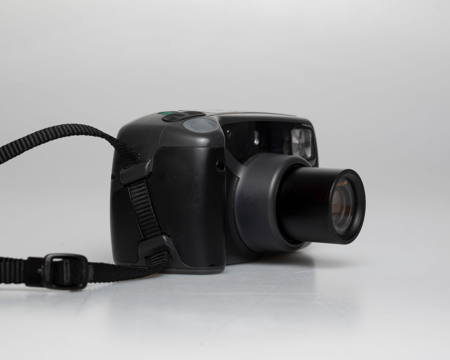 Pentax Zoom90-WR 35mm camera (serial 1743469)