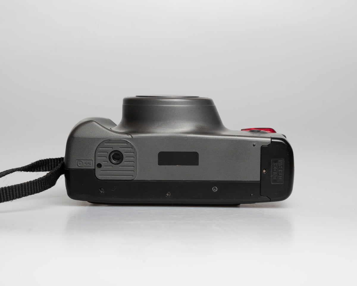 Samsung AF Zoom 105 S 35mm camera w/ case (serial 5D33291)