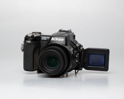Nikon Coolpix 5700 appareil photo numérique 5MP avec chargeur + batterie + carte CF de 64 Mo (série 4113012)