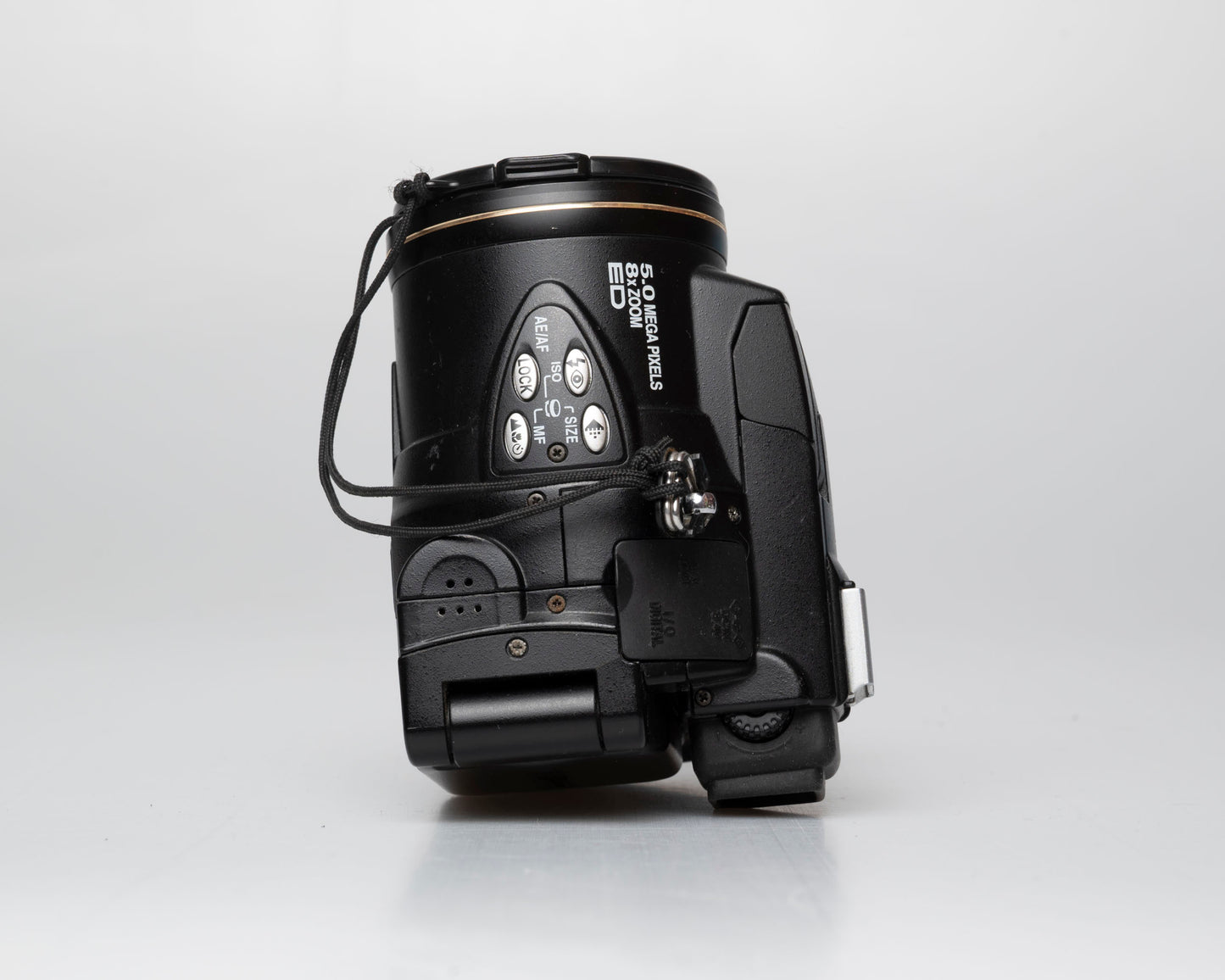 Nikon Coolpix 5700 appareil photo numérique 5MP avec chargeur + batterie + carte CF de 64 Mo (série 4113012)