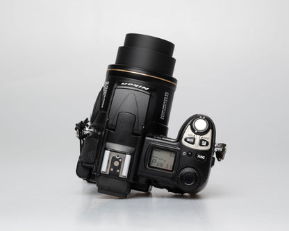 Nikon Coolpix 5700 appareil photo numérique 5MP avec chargeur + batterie + carte CF de 64 Mo (série 4113012)