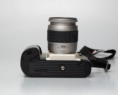 Nikon F60 35mm film SLR w/ AF Nikkor 28-80mm lens (serial 2210585)