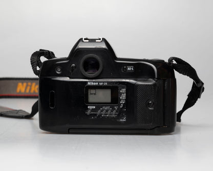 Nikon F90 35mm film SLR w/ AF Nikkor 50mm f1.8 lens (serial 2182919) | film🎞tested
