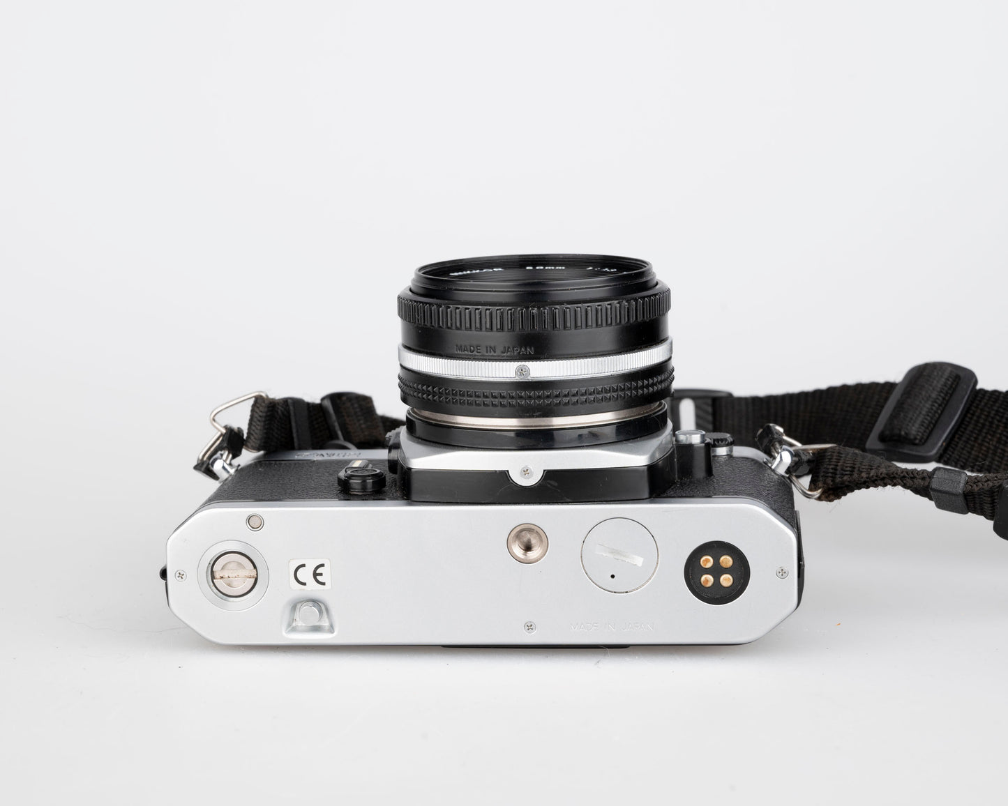 Nikon FM2n 35mm film SLR camera w/ Nikkor 50mm f1.8 lens + manuals in English and French (serial 8518258)