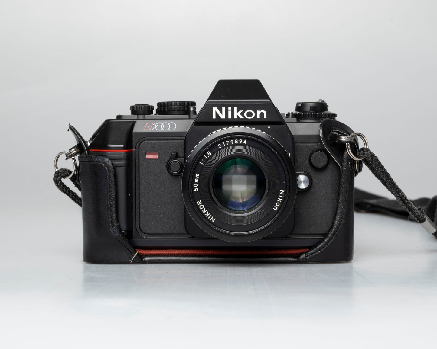 Nikon N2000 35mm film SLR w/ Nikkor 50mm f1.8 lens + case (serial 2926038) | film🎞tested