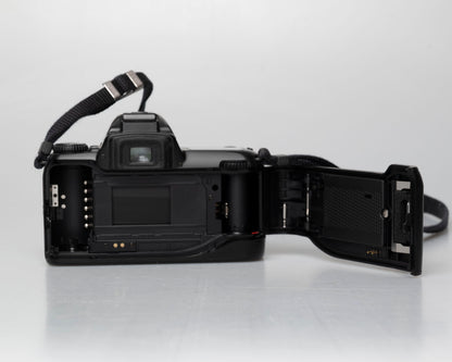 Nikon N65 35mm film SLR w/ AF Vivitar 28-80mm lens (serial 2537429)