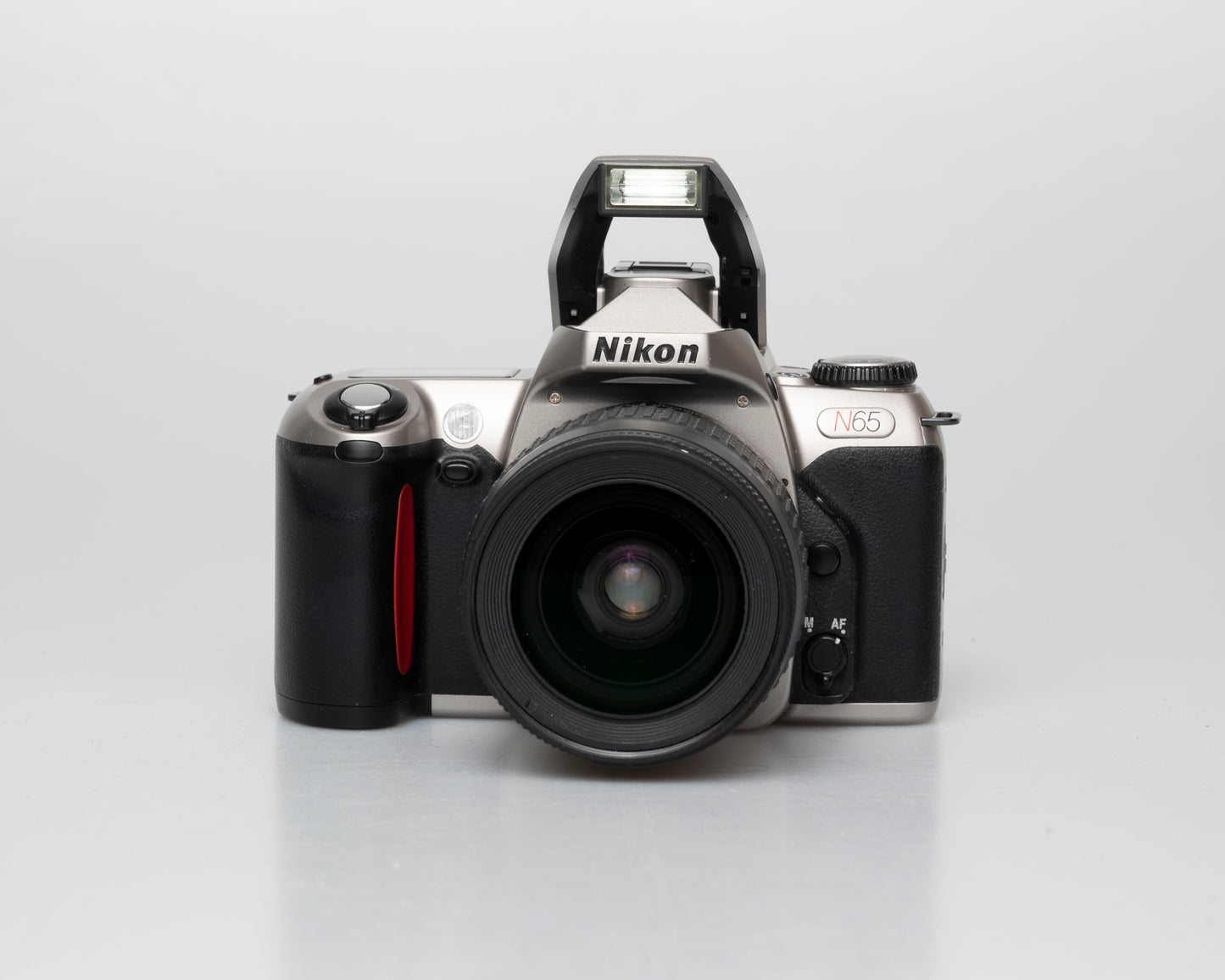 Nikon N65 35mm film SLR w/ AF Nikkor 28-80mm lens in original box (serial 3260549)