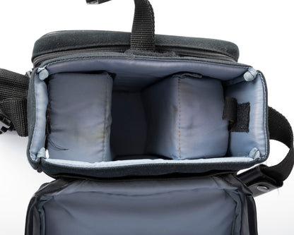 Sac pour appareil photo Nikon noir de taille moyenne avec bordure rouge