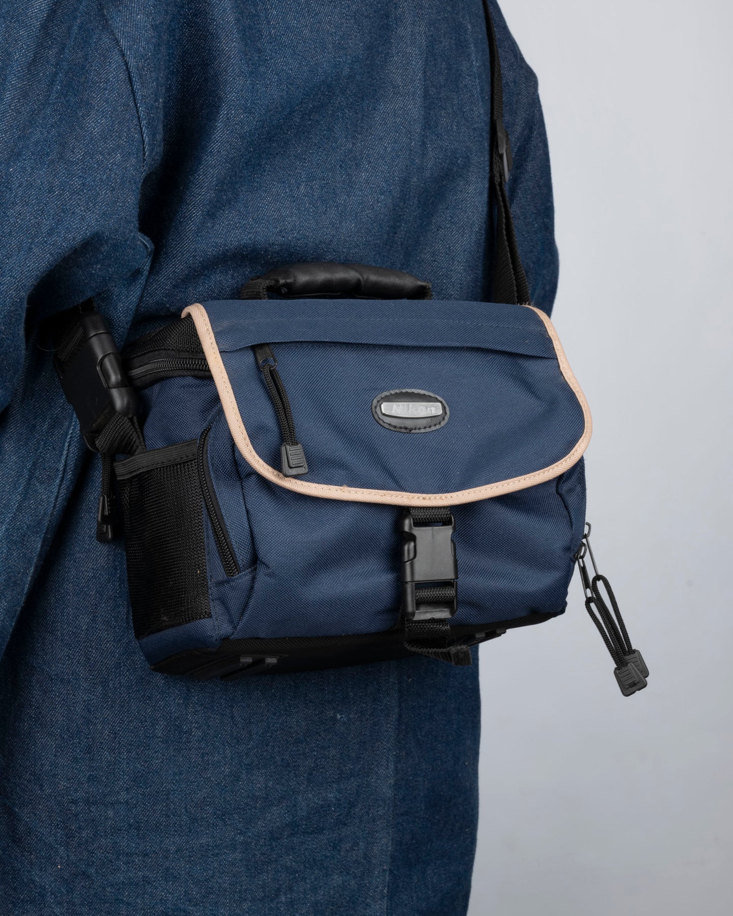 Sac photo Nikon bleu marine de taille moyenne