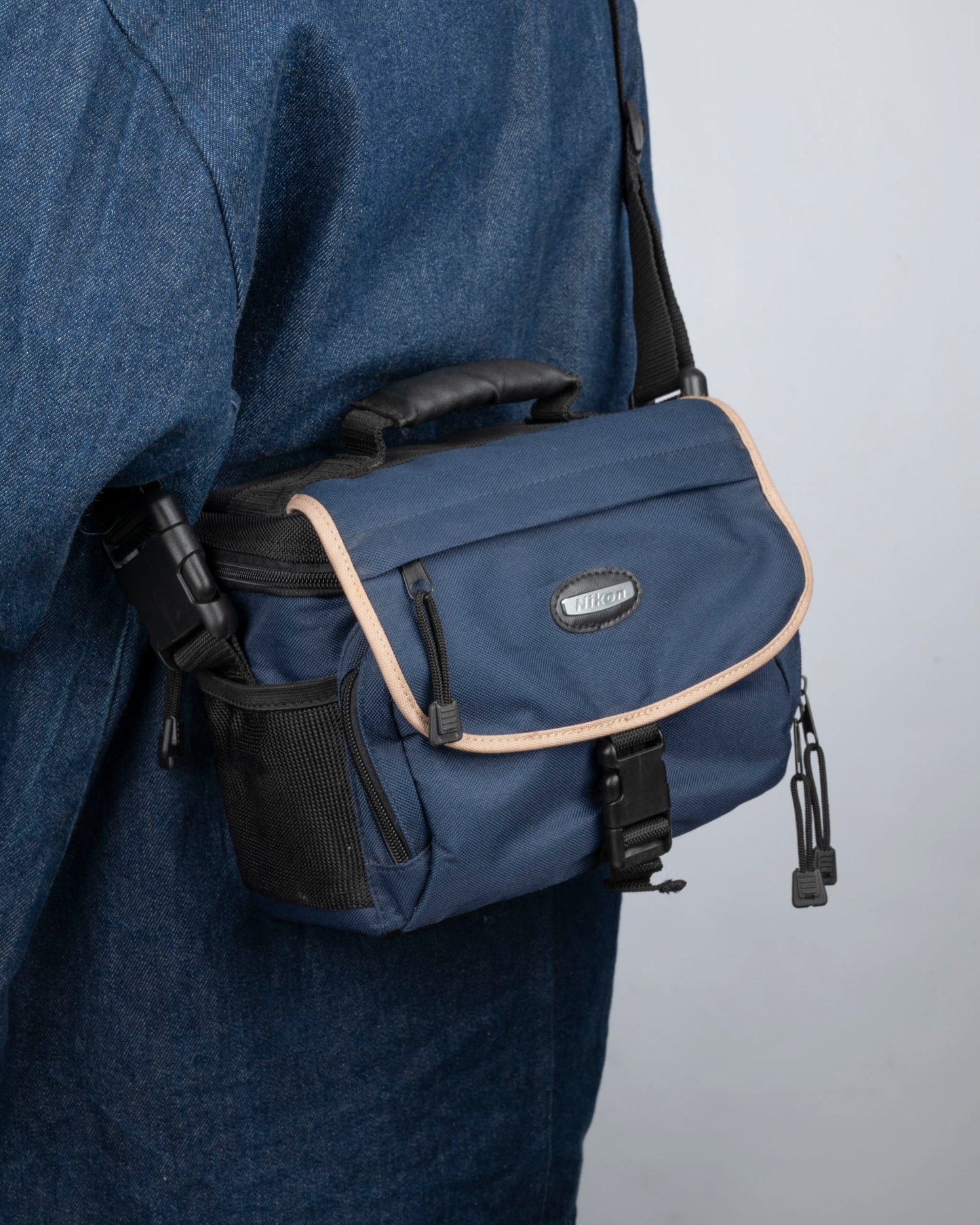 Sac photo Nikon bleu marine de taille moyenne