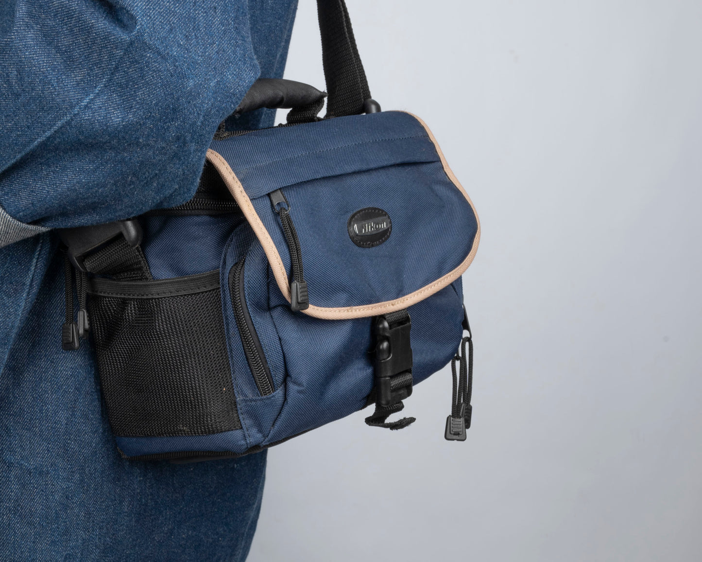 Sac photo Nikon bleu marine de taille moyenne