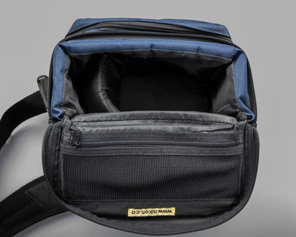 Sac photo Nikon bleu marine de taille moyenne