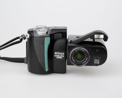 Nikon Coolpix 4500 Appareil photo numérique à capteur CCD 4MP avec carte CF 1 Go (utilise une batterie 2CR5)