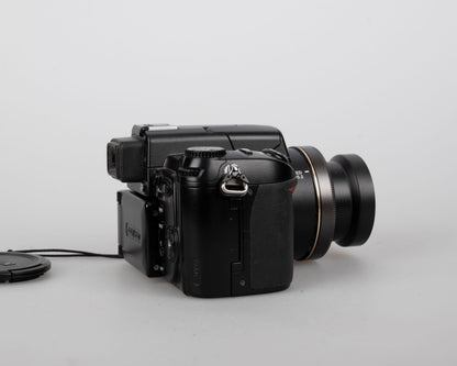 Nikon Coolpix 8800 8MP CCD sensor digicam w/ charger + battery + 256MB CF card