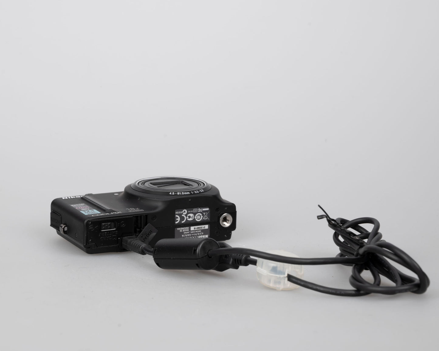 Appareil photo numérique Nikon Coolpix S9100 12,1 MP avec batterie + câble de charge USB (utilise des cartes SD)