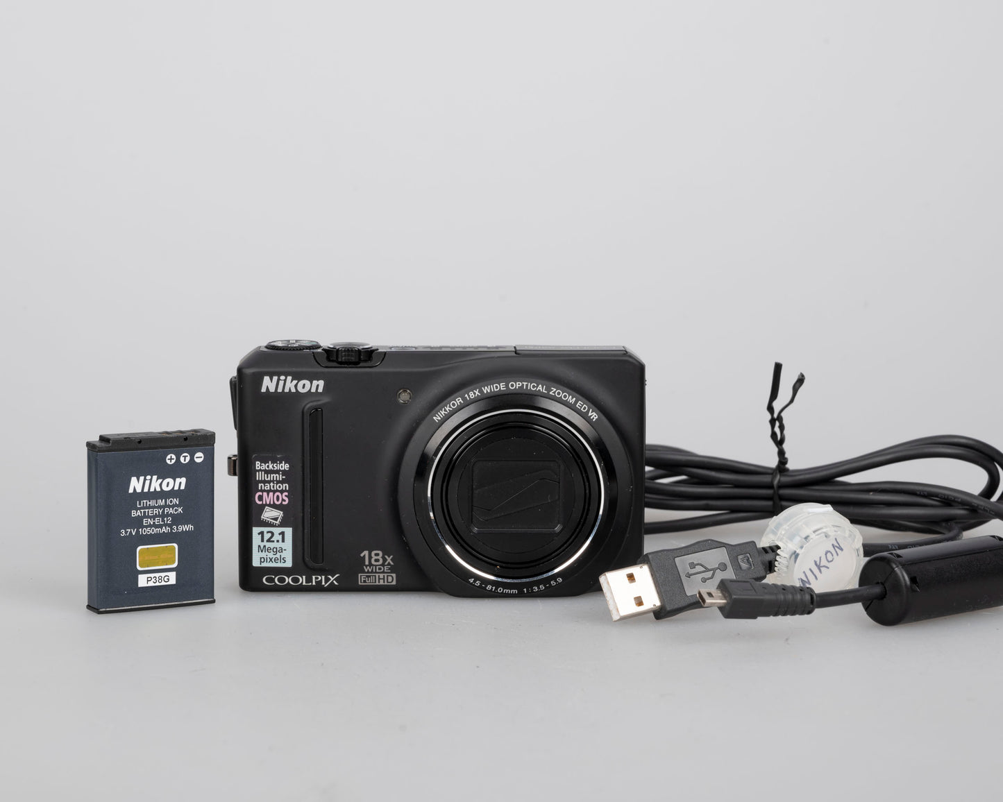 Appareil photo numérique Nikon Coolpix S9100 12,1 MP avec batterie + câble de charge USB (utilise des cartes SD)
