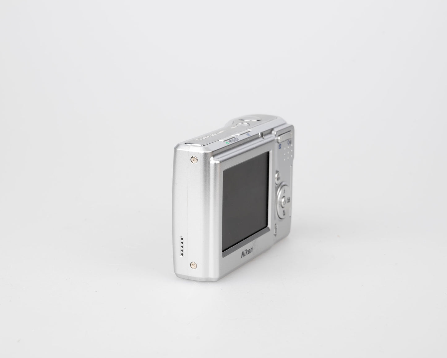 Nikon Coolpix L14 7.1 MP CCD sensor digicam (uses AA batteries and SD memory cards)