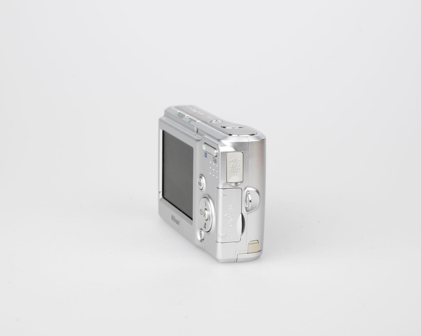 Nikon Coolpix L14 7.1 MP CCD sensor digicam (uses AA batteries and SD memory cards)