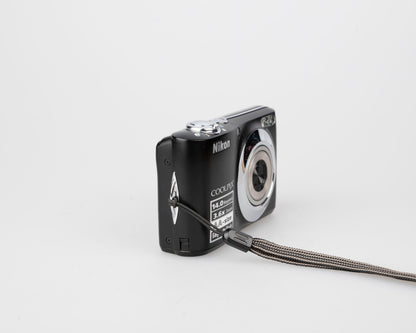 Appareil photo numérique à capteur CCD Nikon Coolpix L24 14MP avec étui (utilise des piles AA et des cartes mémoire SD)