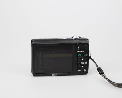 Appareil photo numérique à capteur CCD Nikon Coolpix L24 14MP avec étui (utilise des piles AA et des cartes mémoire SD)
